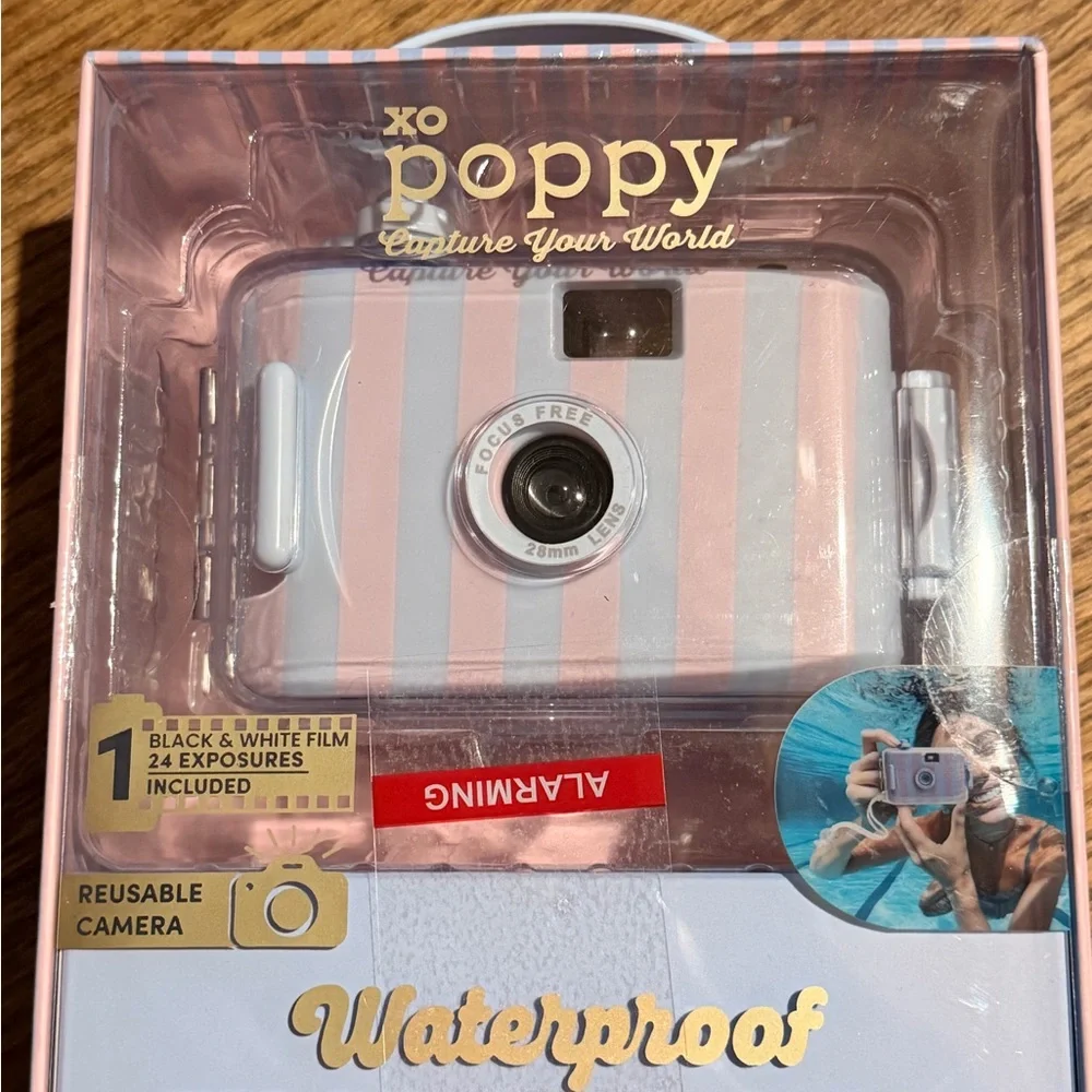 XO Poppy Waterproof Film Camera - Pink & blue Stripe